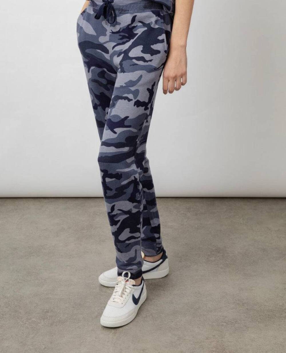 Rails Oakland Blue Indigo Camo Jogger Pants size small